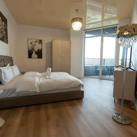 Penthouse Exclusive View